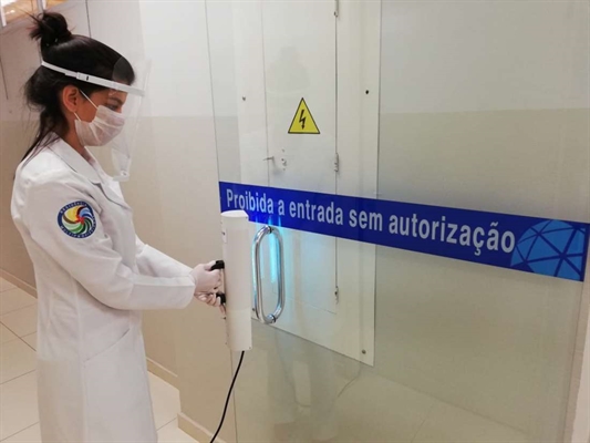 Dispositivos germicidas são utilizados no combate ao coronavírus em ambientes hospitalares (Foto: Divulgação)