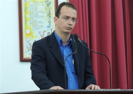 Tarifa de energia é discutida novamente na Câmara: “assalto!”