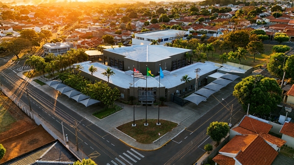 A 22ª Sessão Ordinária poderá ser acompanhada presencialmente no plenário da Câmara Municipal de Votuporanga  Foto: Câmara Municipal