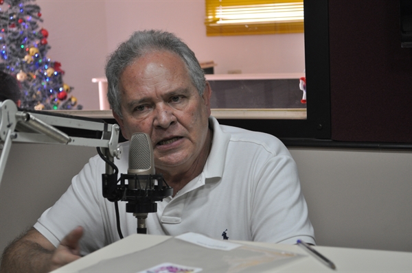 O diretor acadêmico da Faculdade Futura, o professor Dr. Daniel Carreira Filho, foi entrevistado pela Cidade FM (Foto: Gabriele Reginaldo/A Cidade)