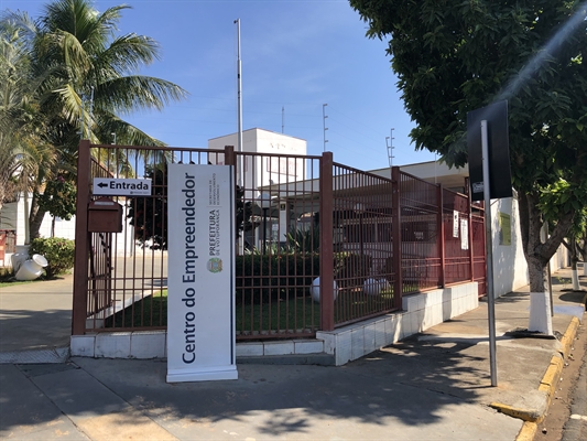 PAT de Votuporanga está com vagas de emprego abertas para cozinheira, pedreiro, vendedor, entre outros cargos (Foto: A Cidade)