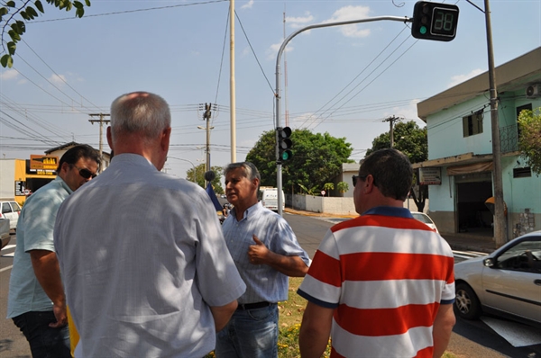 Semáforos da avenida Wilson de Souza Foz serão ligados na próxima semana