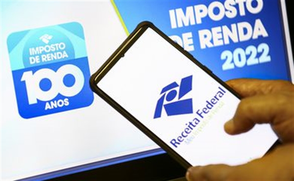 Mais de 1 mil votuporanguenses ainda precisam entregar suas declarações de Imposto de Renda até às 23h59 desta terça (Foto: Agência Brasil)