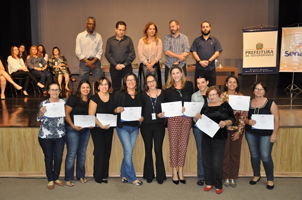  Prefeitura forma 479 alunos pelo Programa de Educação Profissional (Foto: Divulgação/Prefeitura de Votuporanga) 