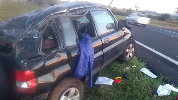 Acidente aconteceu em trecho de rodovia em Uchoa — Foto: Divulgação/Gazeta do Interior