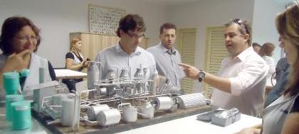 Unifev inaugura boutique e três novos laboratório