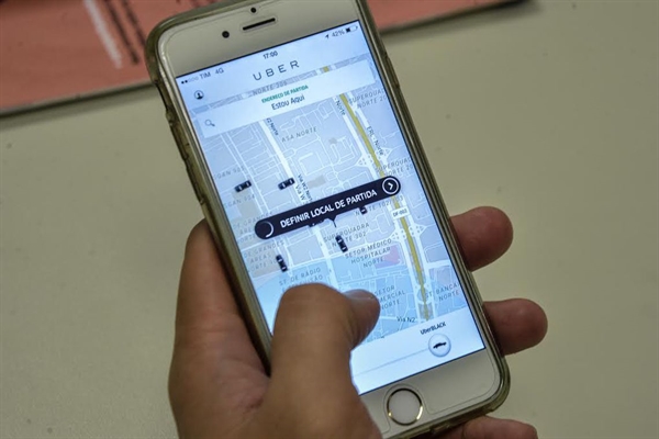 Entre os fatores que explicam o aumento das vendas está o mercado criado pelos aplicativos como Uber, 99 e Cabify (Foto: Agência Brasil)