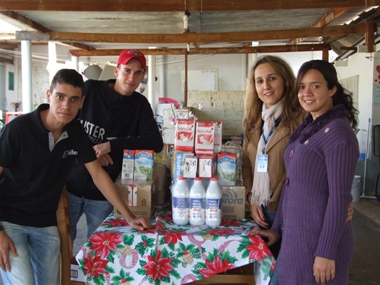 Curso da UNIFEV realiza doação