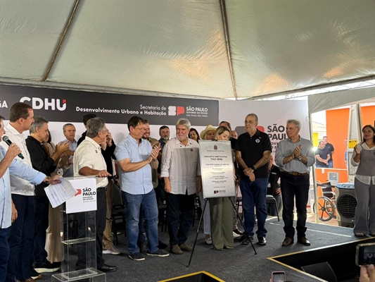 Cerimônia de entrega das 185 casas do Conjunto Habitacional “Thui Seba”  Foto: Assessoria