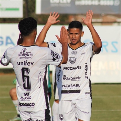 A Votuporanguense volta a jogar na noite de hoje pela Copa Paulista  (Foto: Rafa Bento/CAV)