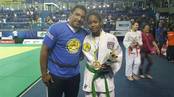 Nauana é campeã brasileira sub-13 de judô