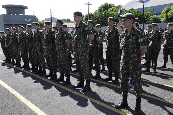 A obrigação com serviço militar vai até o ano que o cidadão completar 46 anos de idade, conforme está disposto na lei do serviço militar (Foto: Prefeitura de Votuporanga)