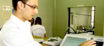 Juiz determina retirada de cavaletes em avenidas