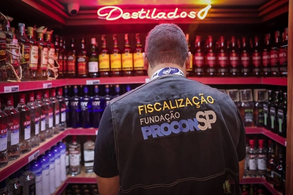 Ação do Procon de Votuporanga irá orientar comerciantes e consumidores sobre consumo seguro de bebidas alcoólicas (Foto: Divulgação)