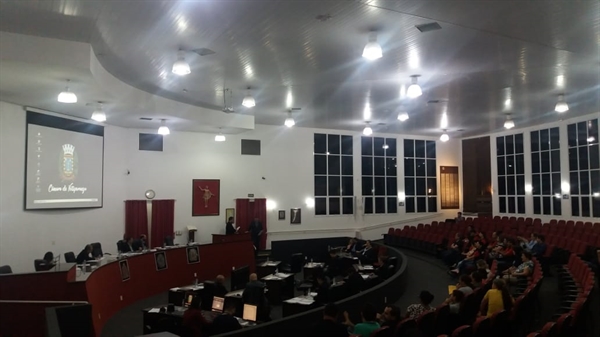 Os parlamentares repudiaram a possibilidade da legalização da interrupção da gestação (Foto: Daniel Castro/A Cidade) 