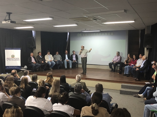 Passaredo apresentou operação de voo para lideranças e comunidade em geral (Foto: Fábio Ferreira/ A Cidade)