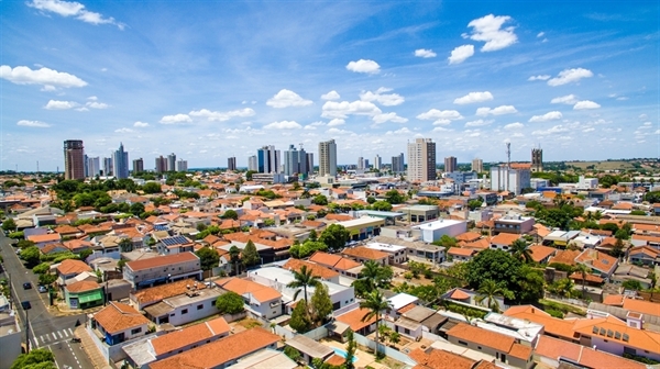 Comparando janeiro e março do ano passado e deste ano, os votuporanguenses pagaram quase R$ 2 milhões a mais em impostos (Foto: Prefeitura de Votuporanga)