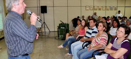 Alfredo Coli elogia cooperativas de Votuporanga