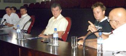 Vereador pressiona secretário sobre carnaval