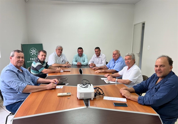 O encontro contou com a participação de líderes e especialistas do setor agrícola e ambiental (Foto: Sindicato Rural)