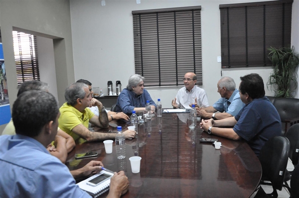 O prefeito Dado recebeu na tarde de ontem o presidente da ACV, Celso Penha Vasconcelos (Foto: Divulgação)