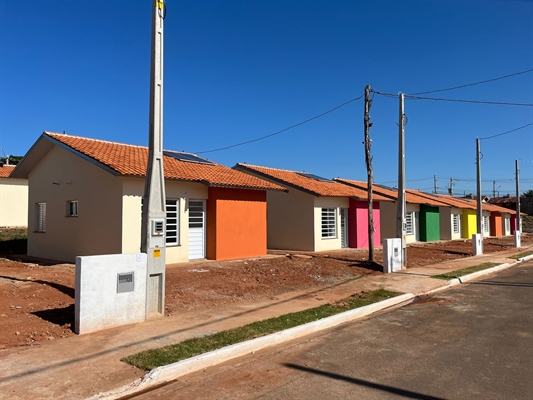 O deputado Carlão Pignatari apoiou a construção das moradias e parabenizou a todos os contemplados pela conquista (Foto: Divulgação)