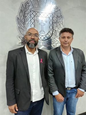 Os vereadores Thiago Gualberto e Nilton Santiago foram oficializados como líder e vice-líder de governo na Câmara Municipal (Foto: Assessoria)