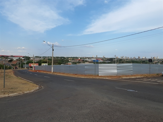 Novo supermercado no Pacaembu deve ter mais de 2,2 mil metros quadrados (Foto: A Cidade)