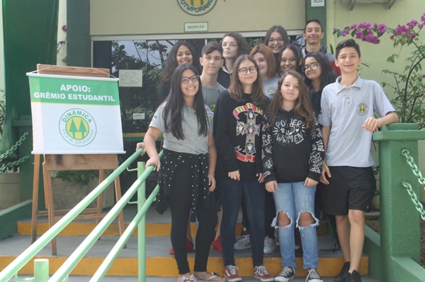 Membros do Grêmio Estudantil (Arquivo Pessoal)