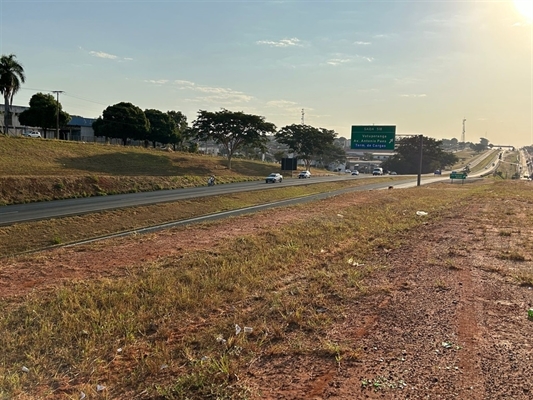  A temperatura máxima para hoje, (12) e amanhã, (13), em Votuporanga, são de 37° e 39°. Defesa Civil alerta para riscos de incêndios  (Foto:A Cidade) 