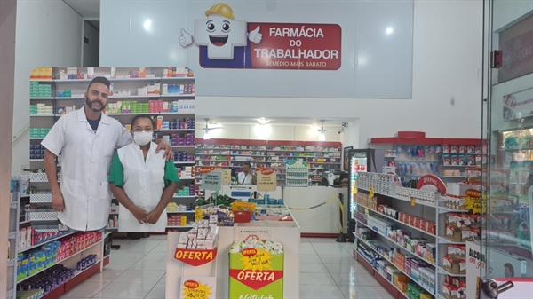 O empresário Antonio Ernesto da Silva e a farmacêutica Nathalia Nakati Gilvanete fizeram o alerta  (Foto: Arquivo pessoal)