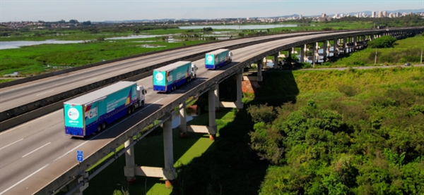 Com mais de 30 carretas itinerantes e cerca de 40 cursos disponíveis, o projeto percorre todas as regiões do Estado de SP (Foto: Governo do Estado de SP)