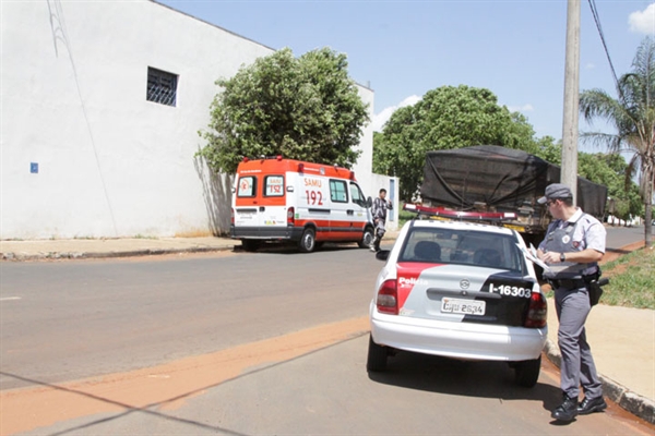 Acidentes deixam duas pessoas feridas no Jardim Pinheiros