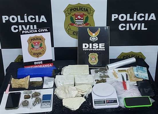 A ação tinha como objetivo o cumprimento de mandados em locais estratégicos ligados ao comércio ilícito (Foto: Divulgação/Polícia Civil)