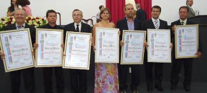 Câmara entrega homenagens para sete personalidades