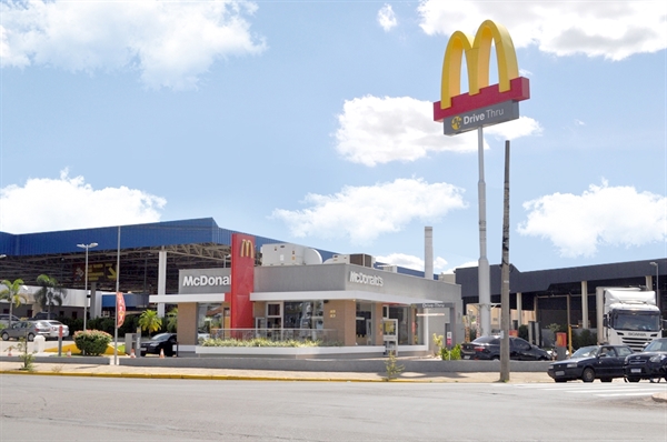 Toda venda de Big Mac nas unidades de Rio Preto, Catanduva, Fernandópolis e Votuporanga foi revertida para o HCM (Foto: Divulgação)