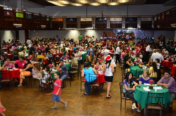 Evento reúne mais de 800 pessoas atendidas pelo Creas