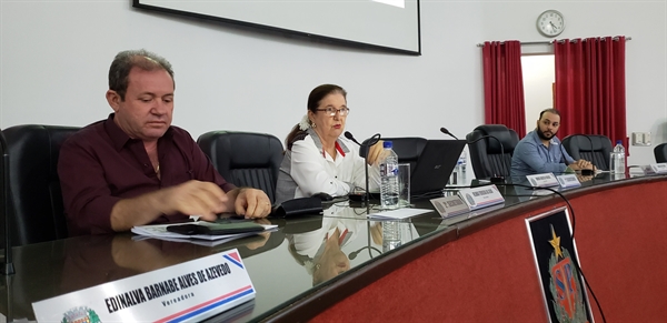 A Secretária Municipal da Educação, Encarnação Manzano, apresentou o balanço (Foto: Divulgação/Prefeitura de Votuporanga)