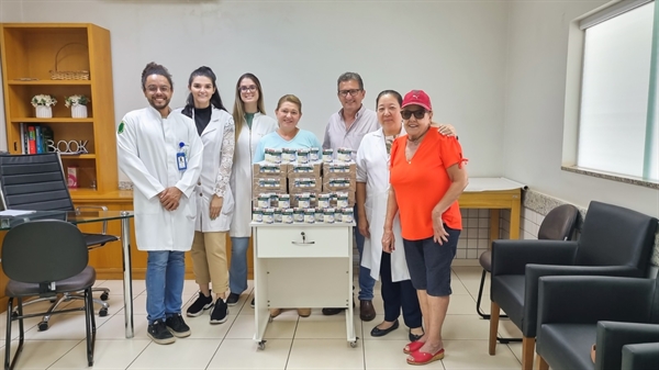 Suplemento é indicado para pacientes com quadro de desnutrição; no total, foram entregues 1.050 dietas para o Hospital  (Foto: Santa Casa)