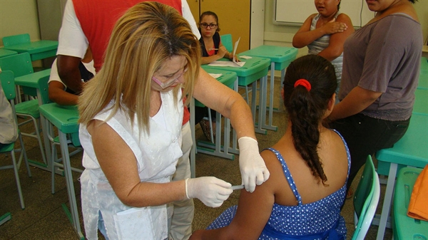 Vacinação contra HPV segue até o fim de novembro