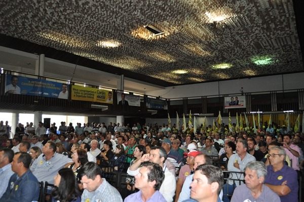 O Votuporanga Clube ficou cheio neste sábado (25) para o lançamento da campanha de Carlão Pignatari (Foto: Daniel Castro/A Cidade)