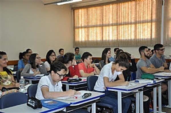 Olimpíada de Matemática: 30 alunos da rede municipal realizam 3ª fase neste sábado