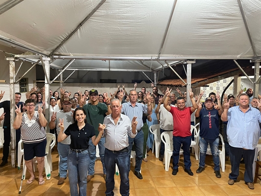 Foi definido no evento também a chapa completa de 20 candidatos a vereadores que disputarão as eleições (Foto: Assessoria)