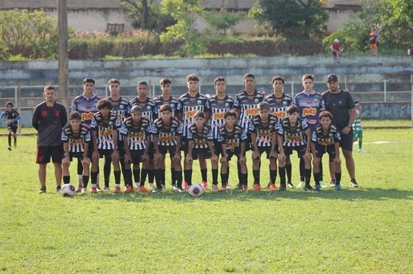 A garotada do sub-14 da Votuporanguense venceu Rio Preto na rodada da União CUP  (Foto: Divulgação)