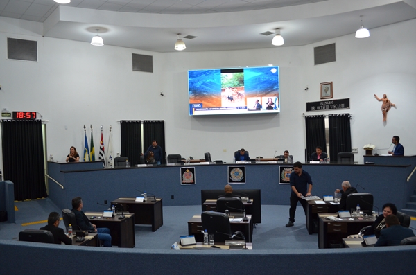 Os vereadores Chandelly Protetor, Daniel David e Professor Djalma pediram a criação de uma “Casa de Passagem” em Votuporanga  (Foto: A Cidade)