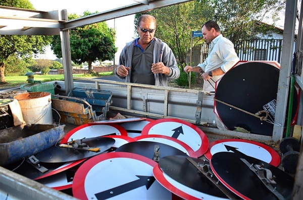 A Secretaria informa ainda que executa outras ações na região como sinalização de faixas de pedestres e estacionamento de motos (Foto: Divulgação/Prefeitura de Votuporanga)
