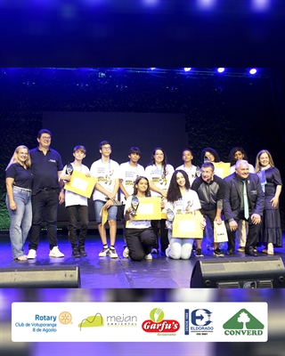 Estudantes da rede pública brilham no concurso ‘O Melhor Estudante de Votuporanga 2025’