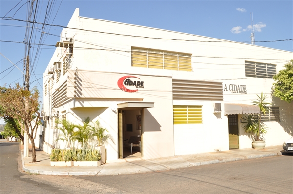 A Rádio Cidade AM, inaugurada em 1978, há muitos anos reivindica uma estação de Frequência Modulada
