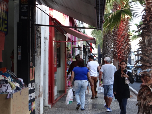 A inadimplência do consumidor recuou 0,4% na comparação mensal de setembro contra agosto (Foto: Gabriele Reginaldo/A Cidade)