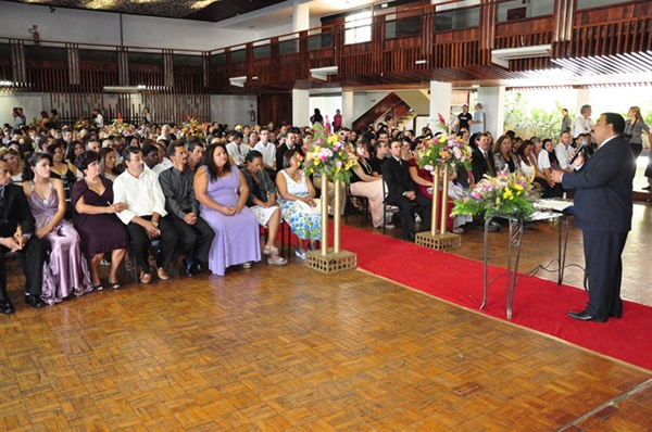 Casamento comunitário acontece hoje com 42 casais